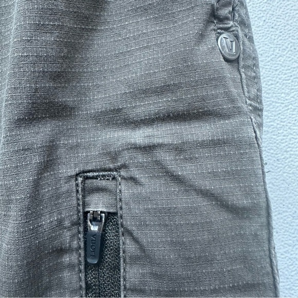 Vuori men’s Pant - Picture 5 of 7